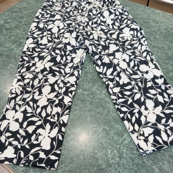 Lauren Ralph Lauren Women’s Crop Floral Print High Waist Pant Sz 6 Black White - Picture 1 of 13